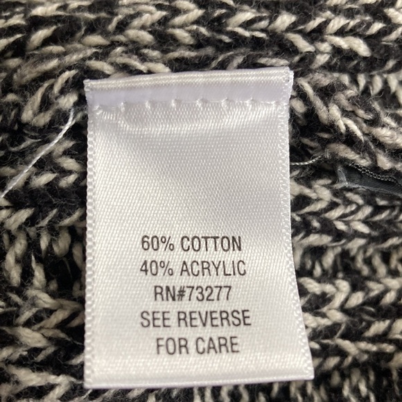 Dana Buchman large sweater v-neck black gray - Picture 12 of 12